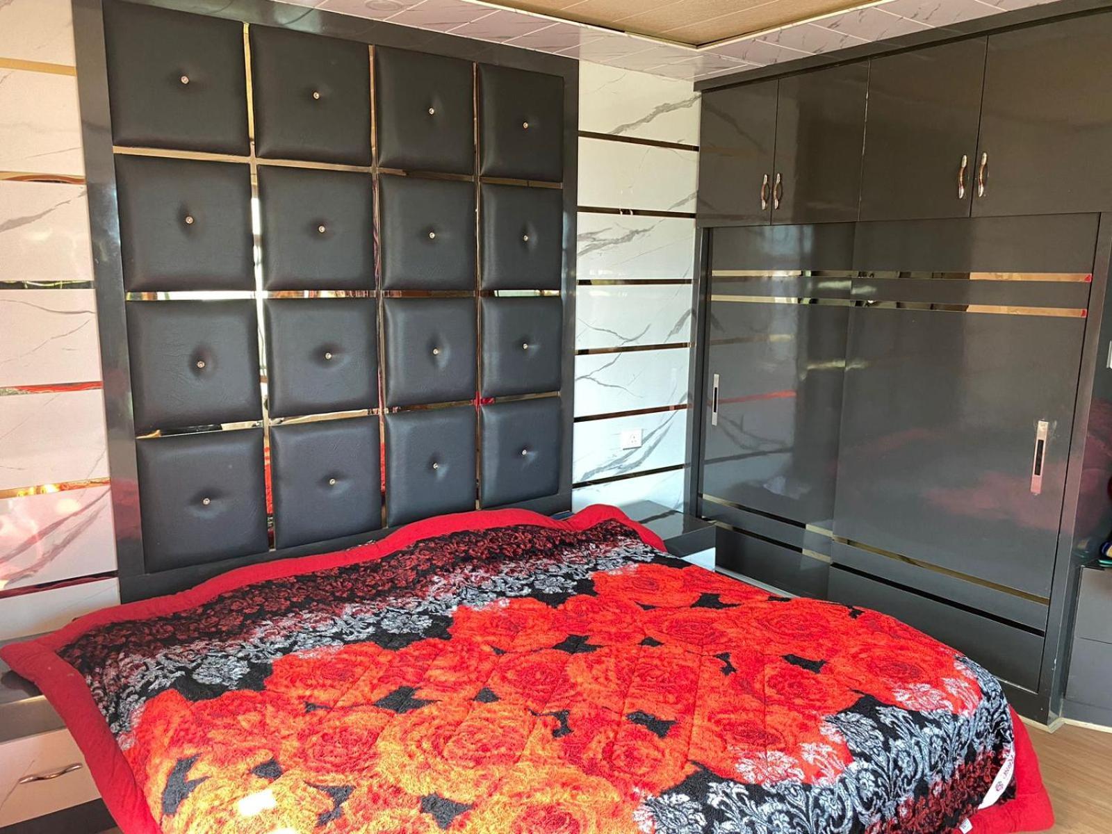 Sheen Homestay Gulmarg Zewnętrze zdjęcie